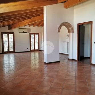 Quadrilocale in vendita