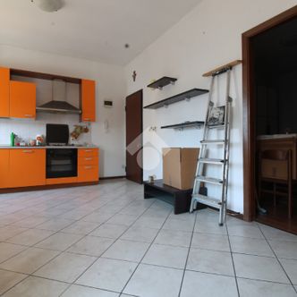 Trilocale in vendita