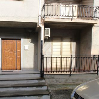 6 locali in vendita