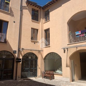 Palazzina in vendita