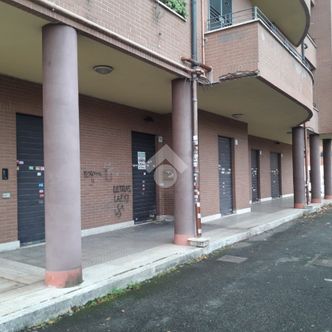 Negozio in vendita