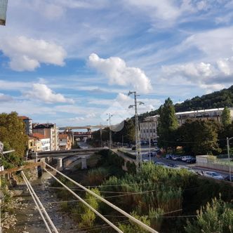 6 locali in vendita
