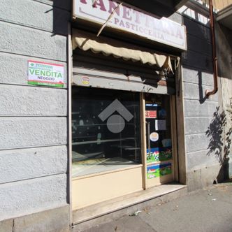 Negozio in vendita