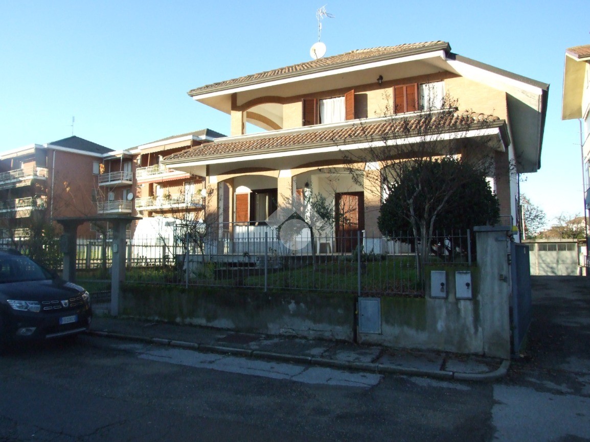 Villa singola in vendita Ville in vendita rif. 40254538 Agenzia Tecnocasa di airasca Villa singola in vendita Ville in vendita rif. 40254538 Agenzia Tecnocasa di airasca