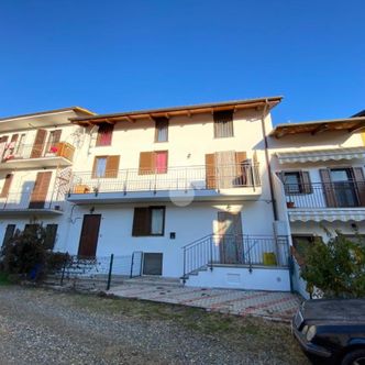 Casa semindipendente in vendita